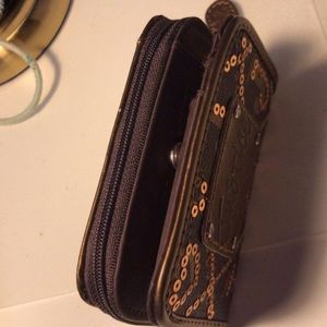 Justice Wallet brown